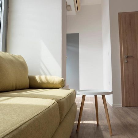 Apartments Aura Deskle Eksteriør billede