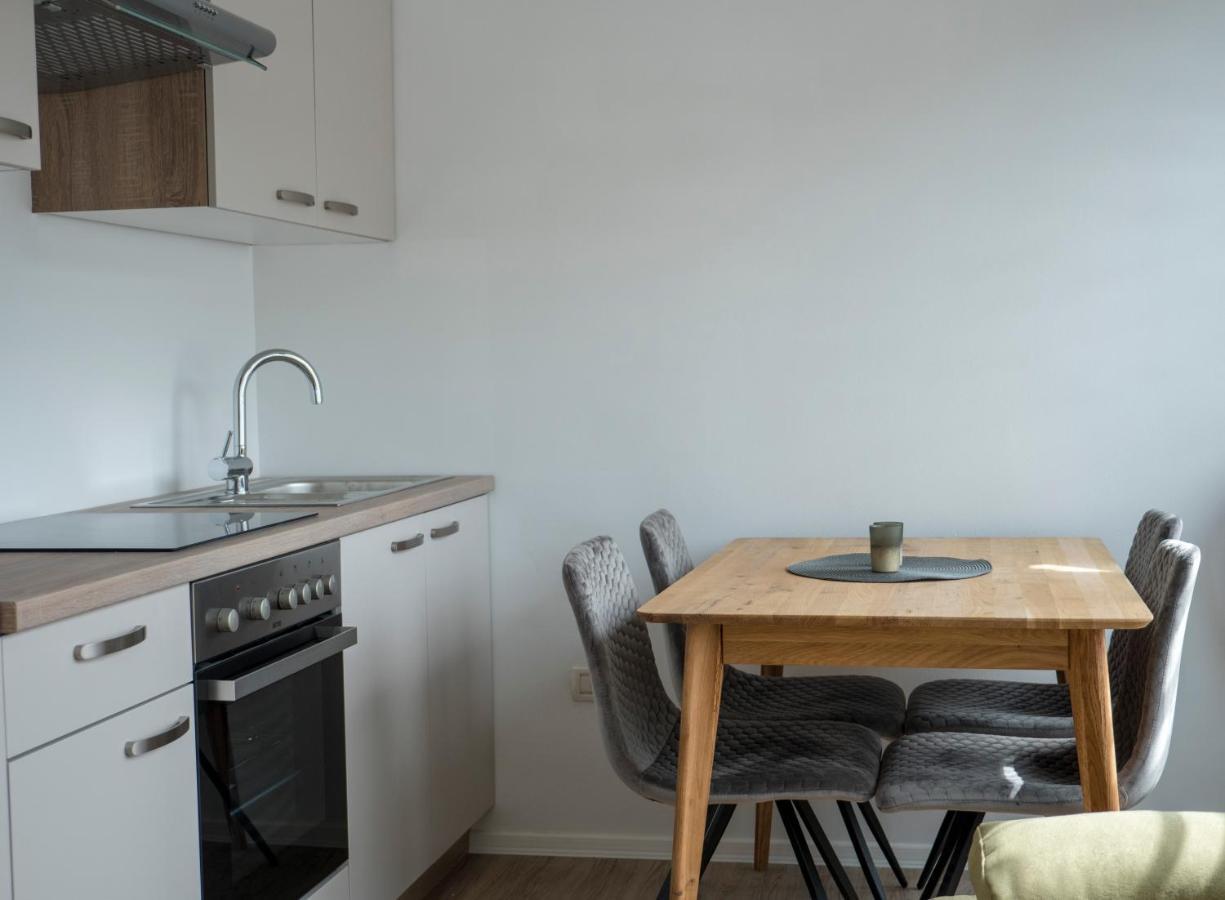 Apartments Aura Deskle Eksteriør billede