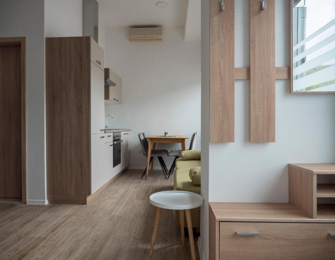 Apartments Aura Deskle Eksteriør billede