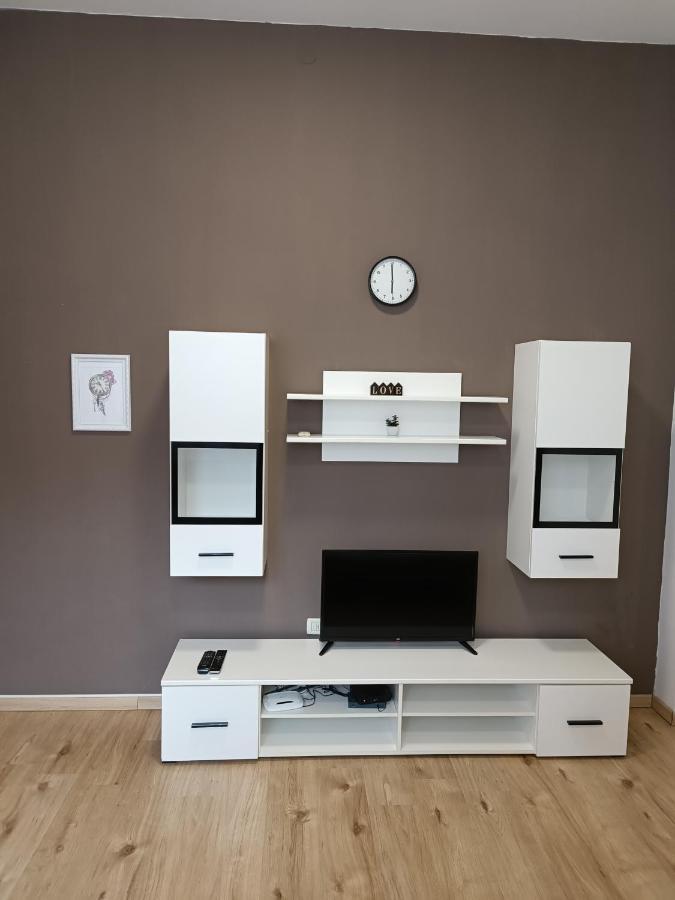 Apartments Aura Deskle Eksteriør billede